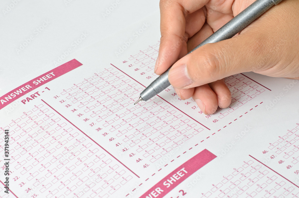 Handing choose the Answer sheet (correct or Not) Handing choose the Answer sheet (correct or Not)