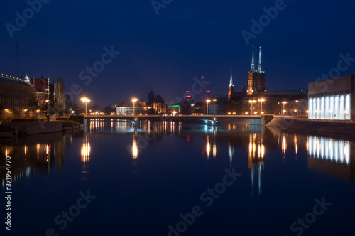 Nocna panorama Wrocławia