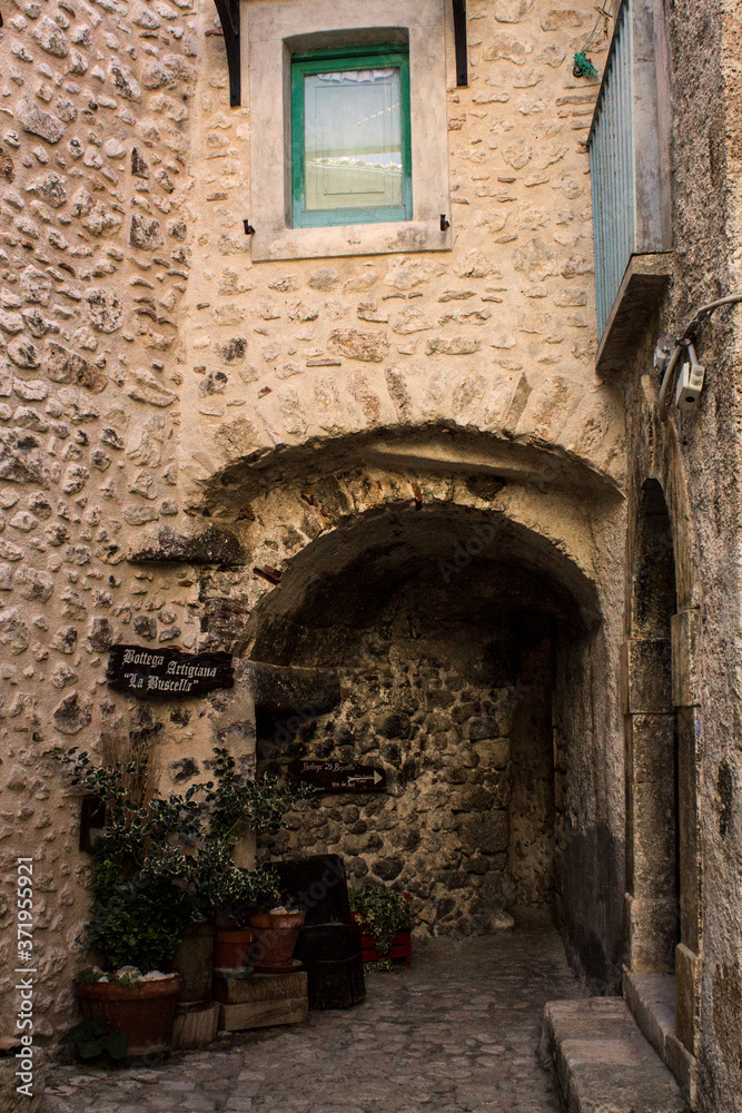 alley in the  village of Santo Stefano di Sessanio