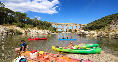Bild auf Leinwand Pont du Gard, aqueduc romain dans le sud de la France