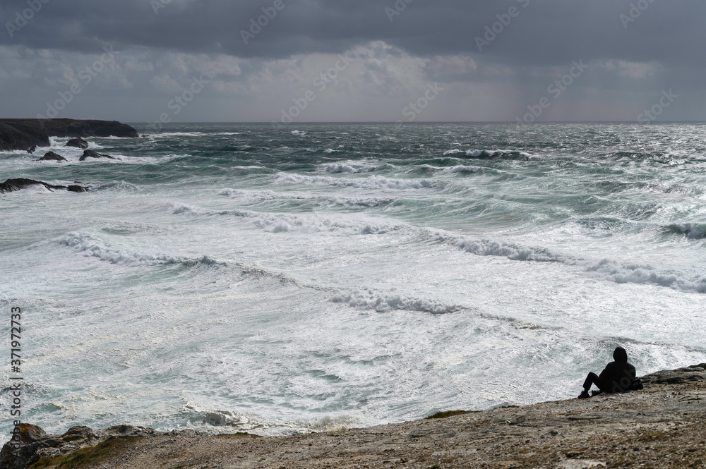Mer démontée pendant une tempête, sur la côte sauvage de Belle-ile-en-mer, Bretagne