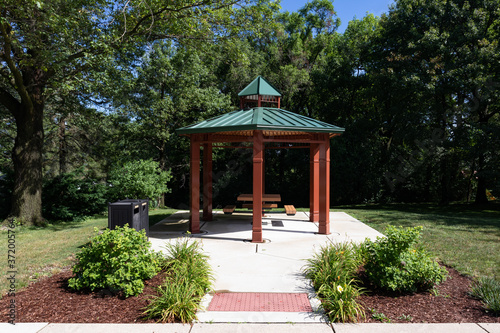Fototapeta Naklejka Na Ścianę i Meble -  Small Gazebo at a Midwestern Neighborhood Park in Lemont Illinois during Summer
