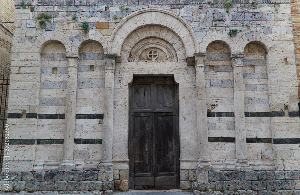 The facade of the church of San Francesco in San Gimignano
