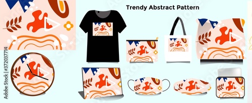 Trend Abstract Doodles pattern background.  can be applied to t-shirts, tote bags, masks, pillows, wall clocks, pillowcases, and so on.