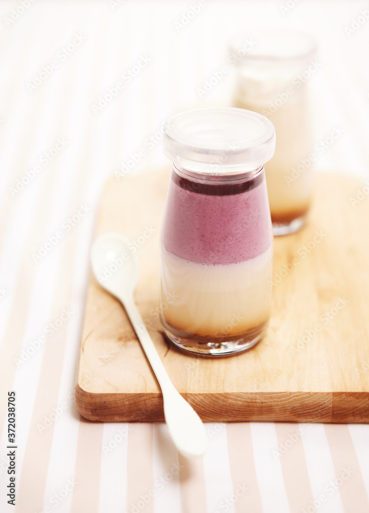 This is a homemade pudding.
This is a homemade pudding.