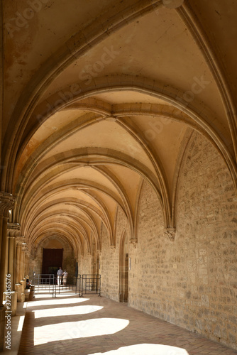 Cloître de l'abbaye de Royaumont, France