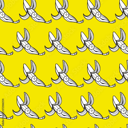 seamless pattern white bananas with a black outline on a yellow background