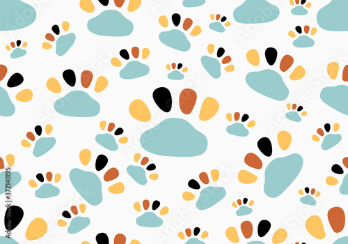 Pet paw pattern. Colorful d...