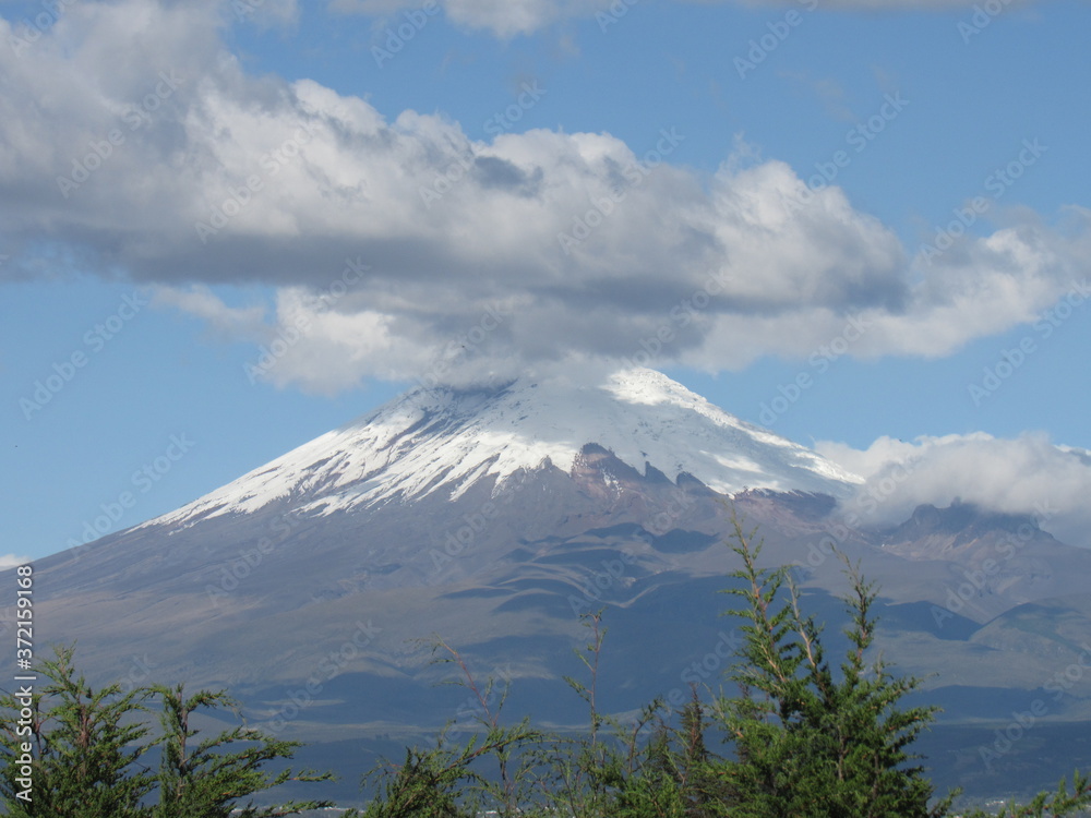 COTOPAXI VOLCANO. ECUADOR COTOPAXI VOLCANO. ECUADOR