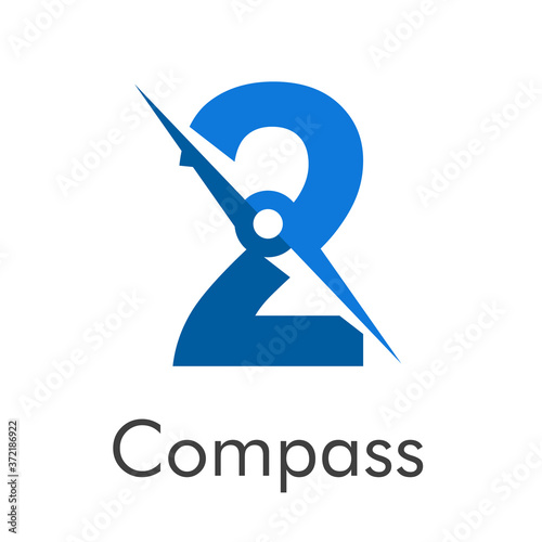 Número 2 con flecha como logotipo de brújula en color azul con palabra Compass en color azul