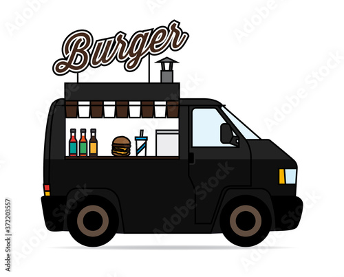 Ein alter deutscher Kleinbus umgebaubt zu einem Foodtruck