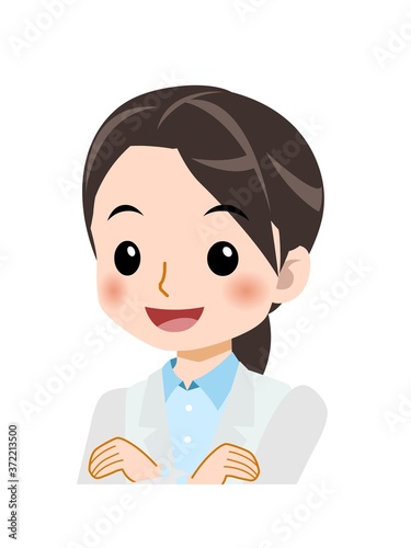 白衣を着た女性