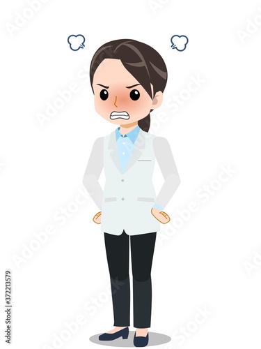 白衣を着た女性