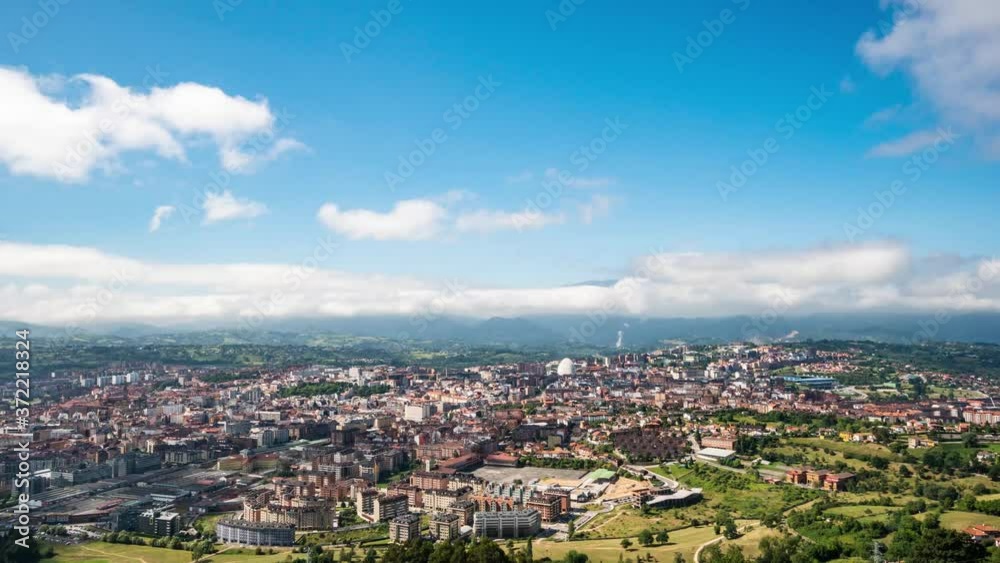 Time-lapse. City of Oviedo (Asturias) from Naranco mountain.(20200817) Time-lapse. City of Oviedo (Asturias) from Naranco mountain.(20200817)