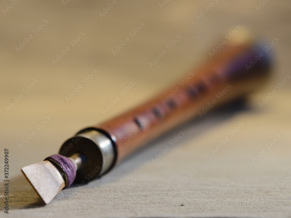 Gralla dulce, instrumento musical viento de madera en forma de tubo con  boquilla, muy antiguo, típico de Cataluña de Gigantes y Castellers Stock  Photo | Adobe Stock