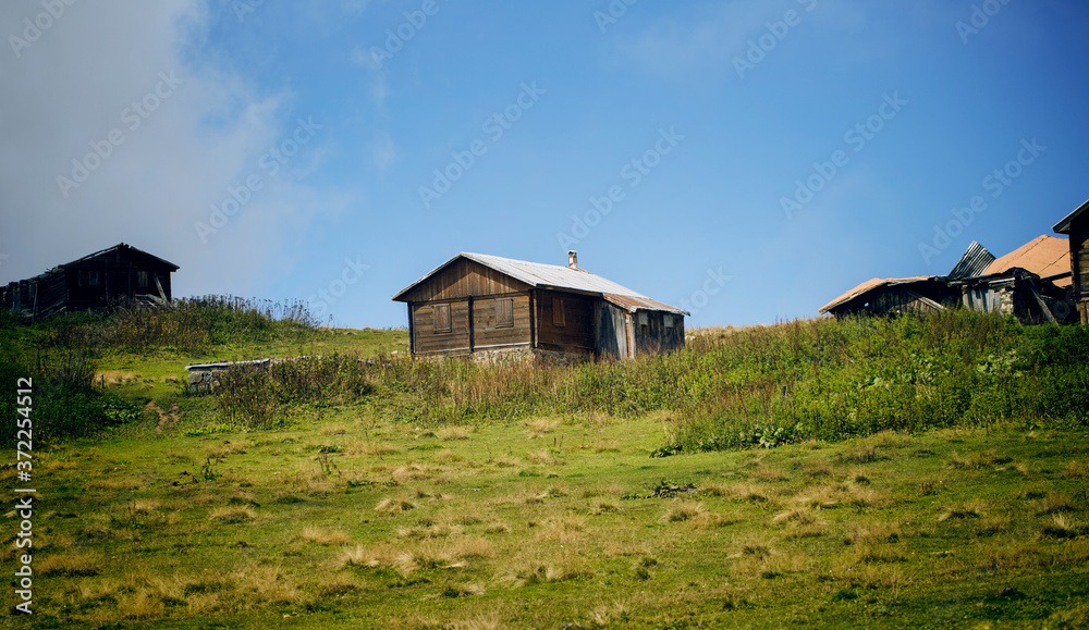 Obraz premium Turkey, Rize, Pokut Plateau, Plateau Wooden Houses