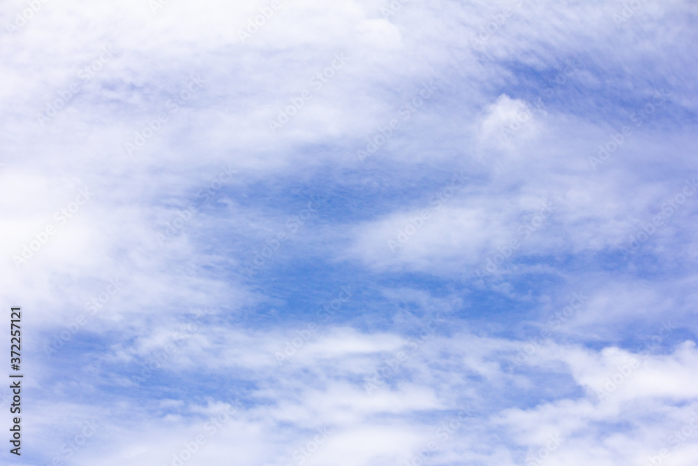 Fototapeta premium Clear blue color sky with white cloud background