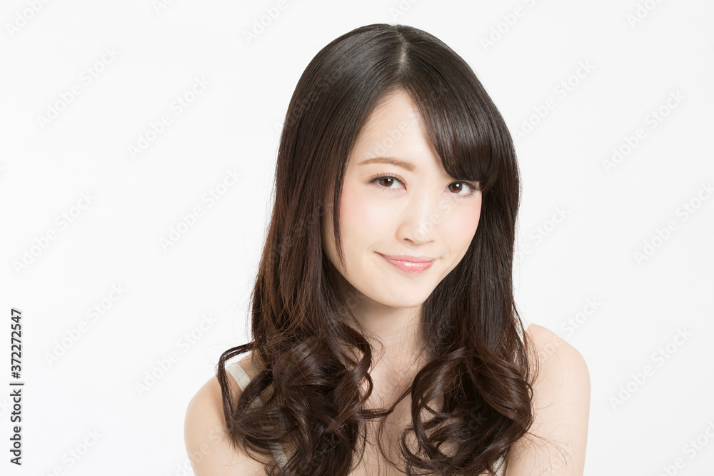 笑顔の若い女性 笑顔の若い女性