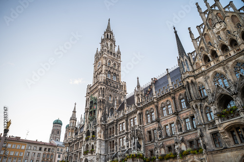 Rathaus München - Marienplatz, Munich, Münchner Kindl & Glockenspiel