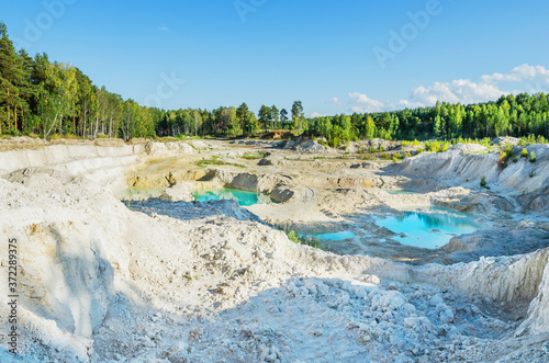 Quarry mining of kaolin