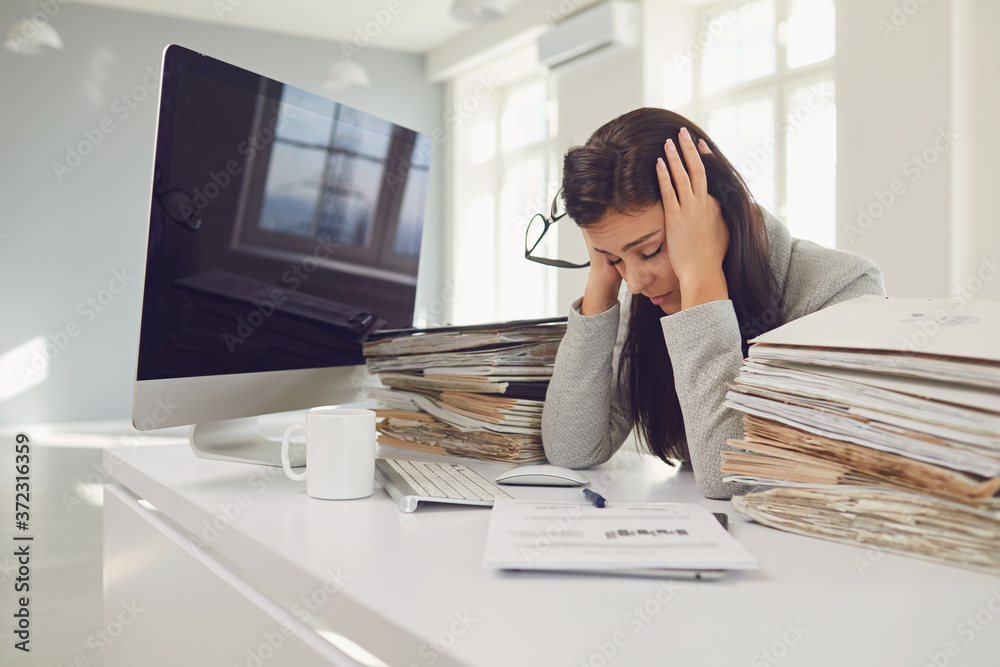 Raised concerns. Raised concerns. Toxic work environment. Raised concerns. Сосредоточенность на работе.