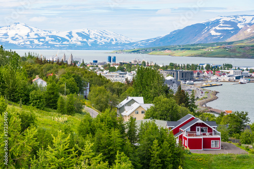 Foto Town of Akureyri in North Iceland