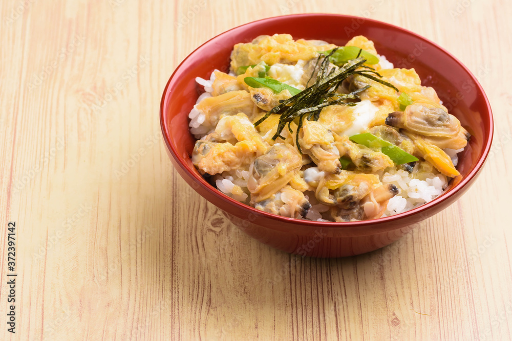 アサリの玉子とじ丼 アサリの玉子とじ丼