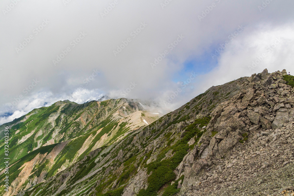 【北アルプス・立山】登山道から望む別山・剱岳方面 【北アルプス・立山】登山道から望む別山・剱岳方面