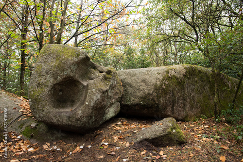 Le massif du Sidobre près de Castres (chaos de rochers de granit aux formes étranges) photo