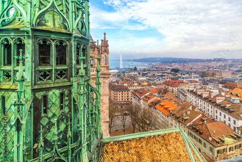 Photos Top view of Geneva skyline from the Cathedral of Saint-Pierre