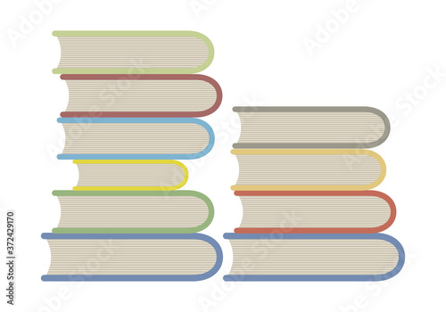 Libros de texto apilados en fondo blanco.