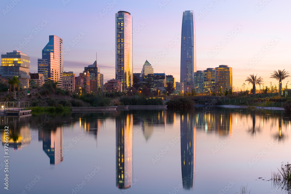 Fototapeta premium Cityscape of moden buidings in Santiago de Chile