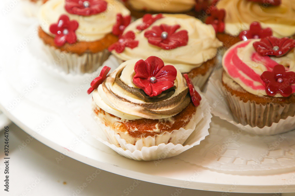 beautiful delicious cakes for a wedding or other celebration beautiful delicious cakes for a wedding or other celebration