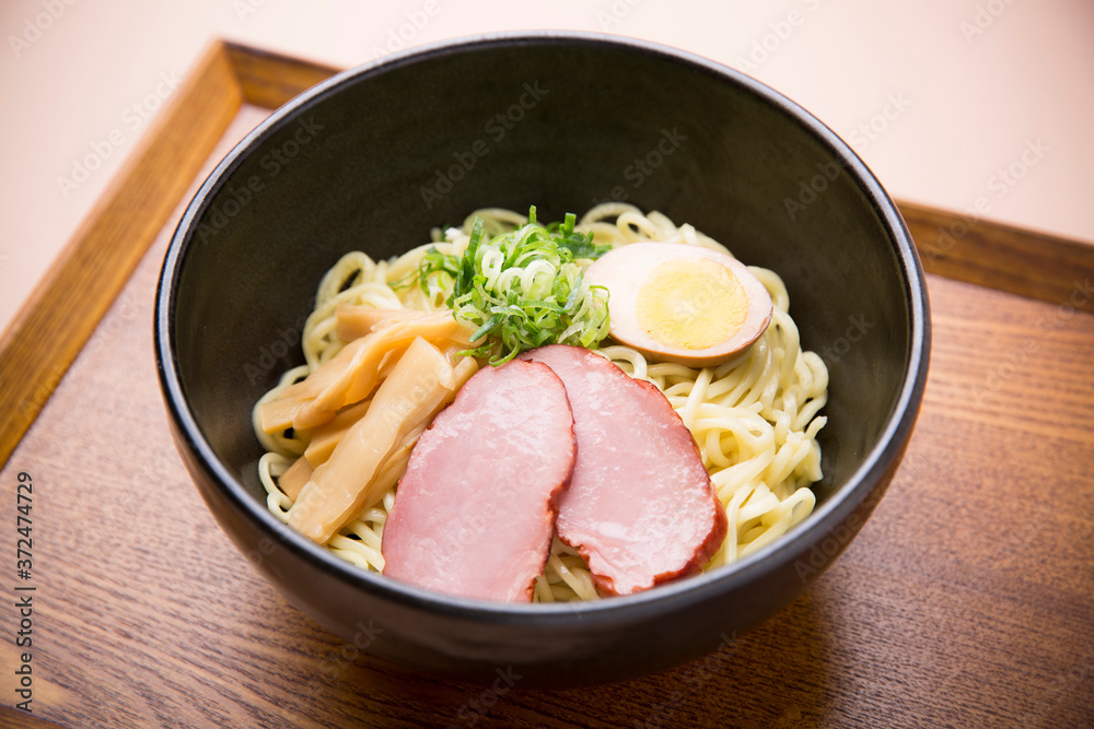 汁なしラーメン