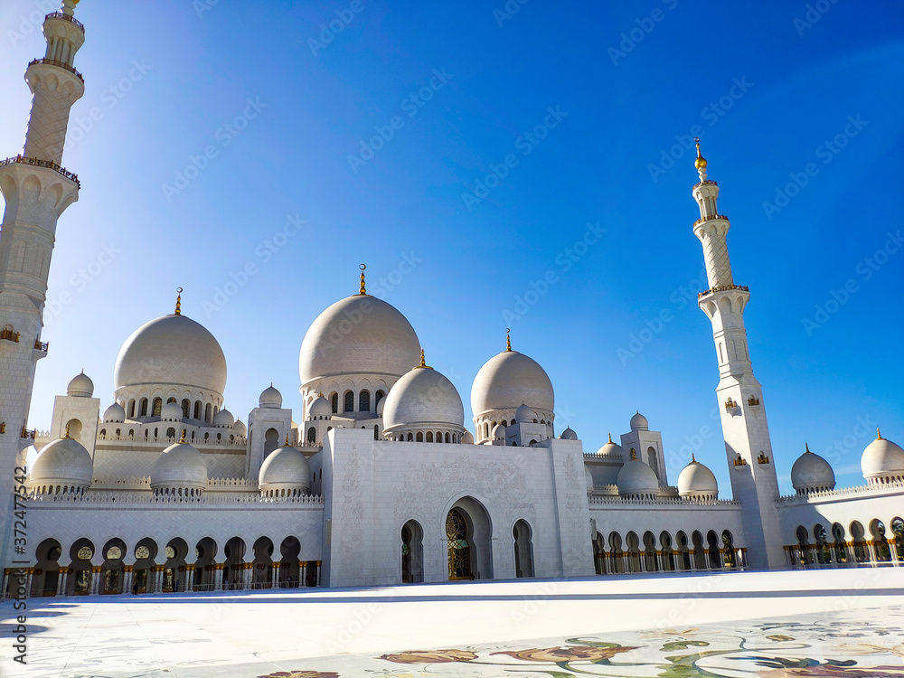 Fototapeta premium zayed mosque abu dhabi