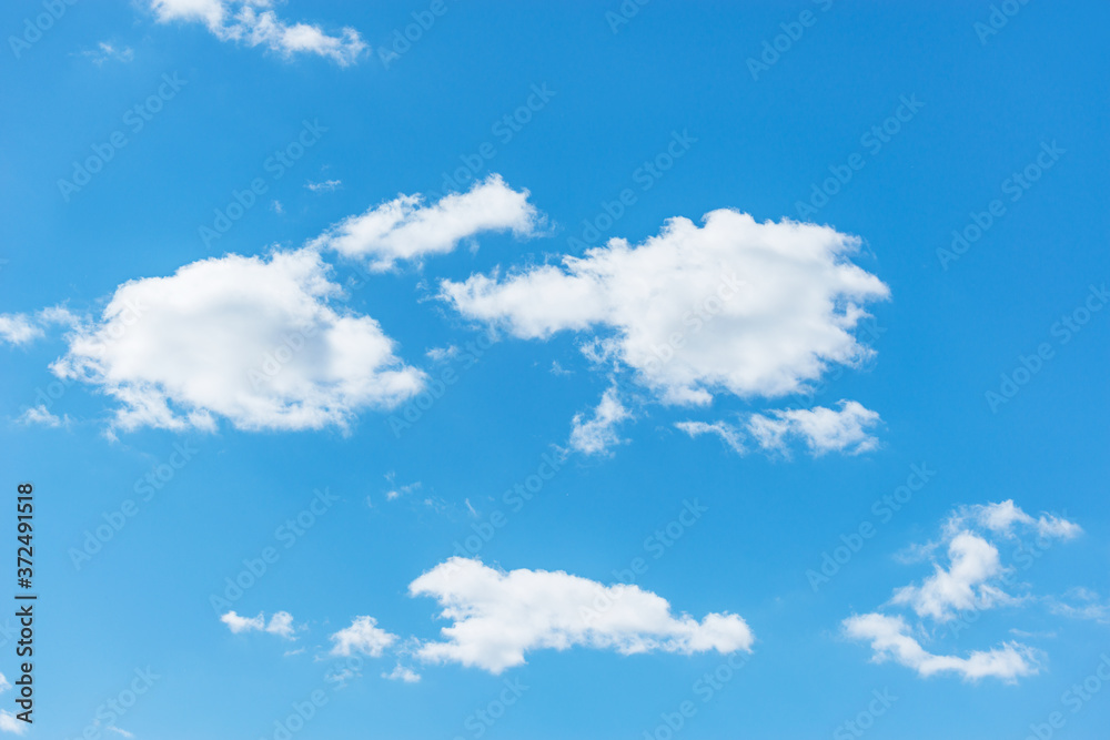 Obraz premium White clouds on the sky at day time.