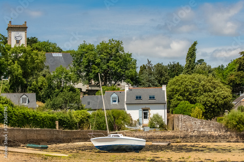Fototapeta Brittany, Ile aux Moines island in the Morbihan gulf