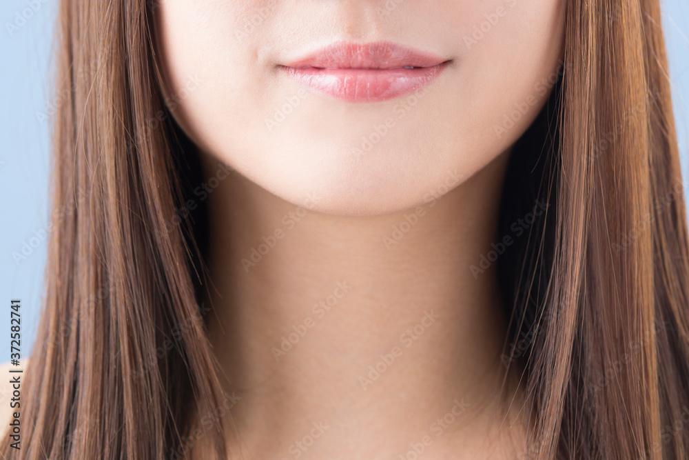 女性の口元 女性の口元