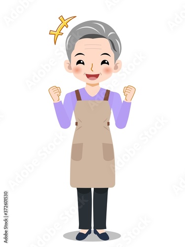 白髪のエプロンを着た女性