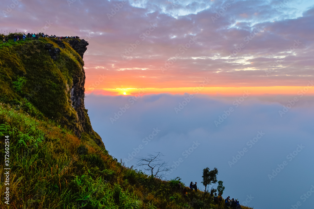 Fototapeta premium Phu Chee, the first light month of Chiang Rai, view the Thai-Lao side. And can watch the sun Located in Wiang Kaen District Chiang Rai