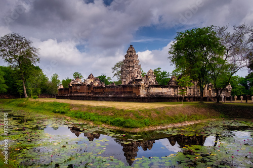 Prasat Sadok Kok Thom