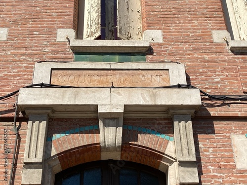 Goutte de lait, façade immeuble Toulouse