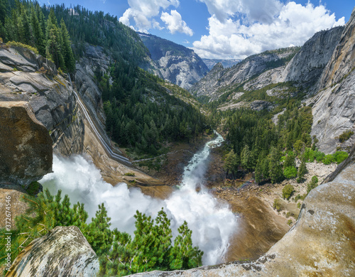 Obraz na płótnie nevada falls in yosemite national park, california, usa w salonie
