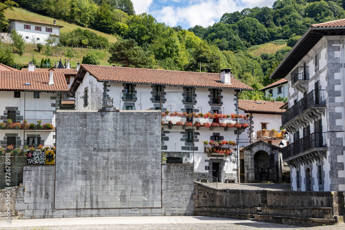 Fototapeta Naklejka Na Ścianę i Meble -  Leitza (Navarra)
