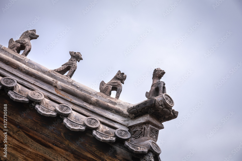 Obraz premium Chinese traditional roof figures, detailed