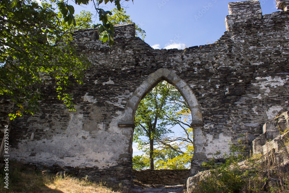 Entrance gate to the Bezdez castle