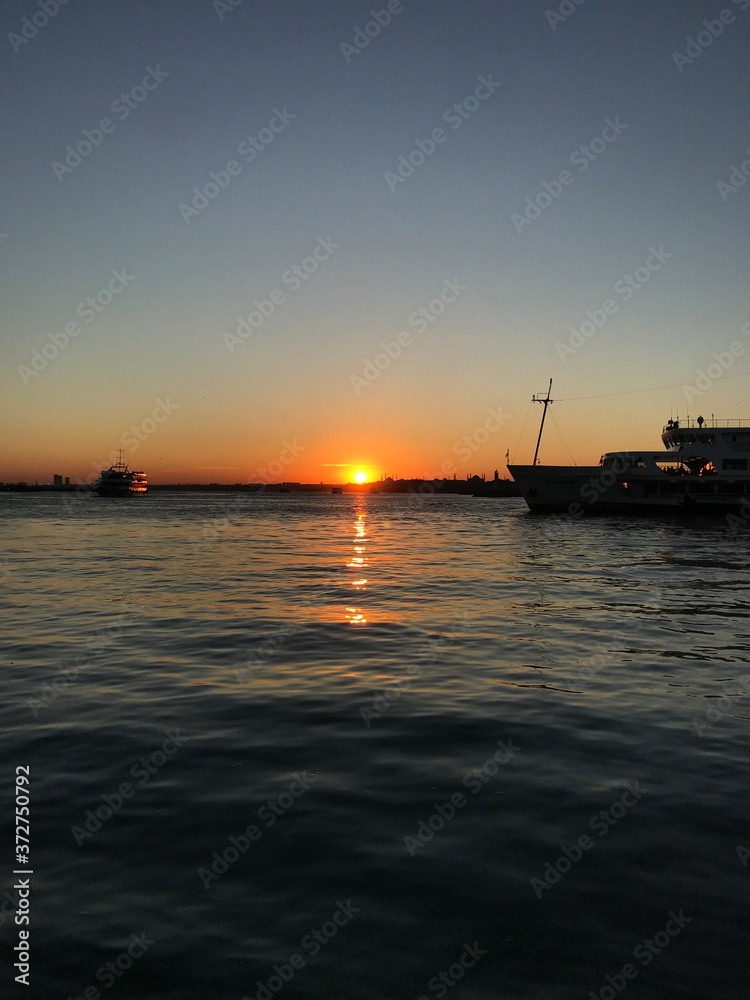sea photo sunset boat 