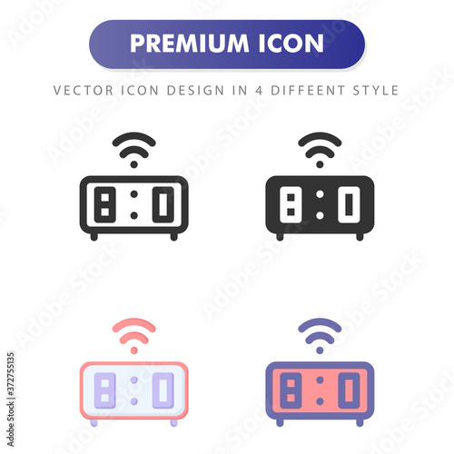 clock icon isolated on white background. for your web site design, logo, app, UI. Vector graphics illustration and editable stroke. EPS 10. © Yaprativa