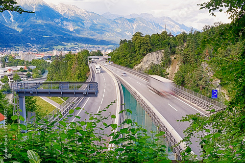 Verkehr auf der Brennerautobahn bei Innsbruck photo