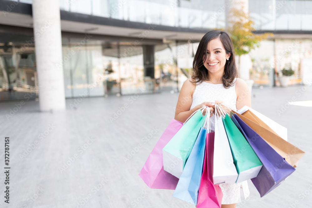 Attractive Woman Shopping At Mall During Weekend Attractive Woman Shopping At Mall During Weekend